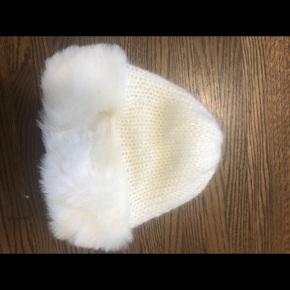 Vintage faux fur hat